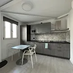 Corridoni33 - Immobili E Soluzioni Rent 4*