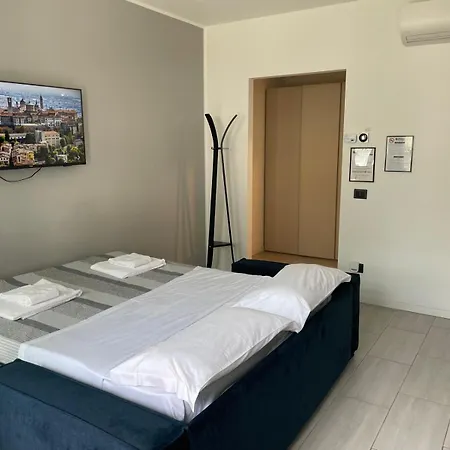 شقة فندقية Corridoni33 - Immobili E Soluzioni Rent بيرغامو