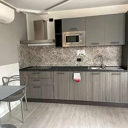 Corridoni33 - Immobili E Soluzioni Rent Aparthotel 4*