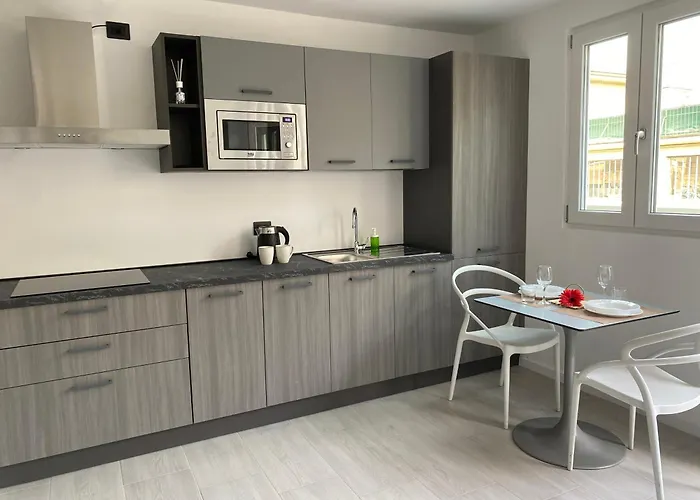 Corridoni33 - Immobili E Soluzioni Rent 4*