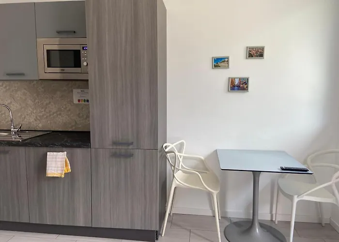 Corridoni33 - Immobili E Soluzioni Rent Aparthotel 4*